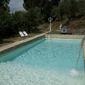 Alloggio per agriturismo La Grotta, San Giuliano Terme